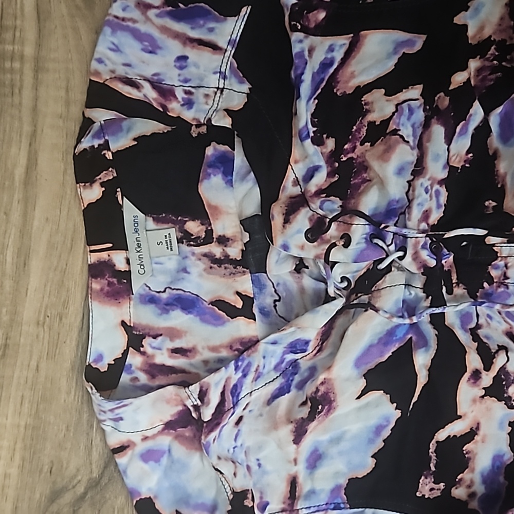 Patterned Top Drawstring At Front - image 2